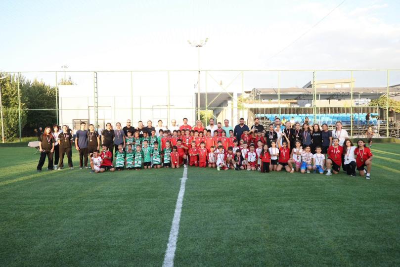 Merkezefendi’de 30 Ağustos Zafer Turnuvası Şampiyonlarına Ödülleri Verildi
