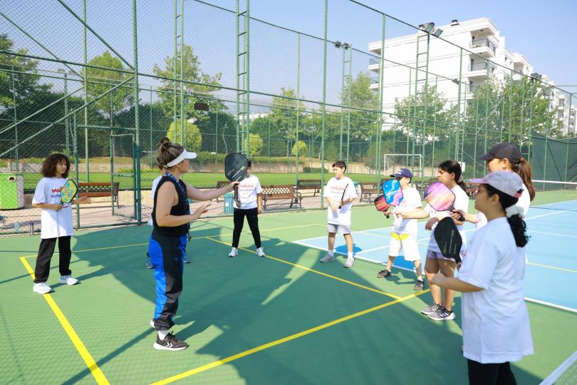 Merkezefendi Yaz Spor Okulları'nda Yüzler Gülüyor